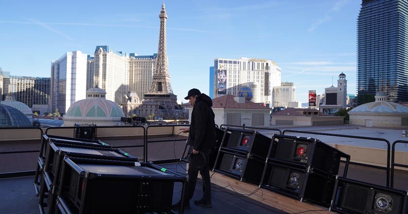 bluemedia-rooftop-projectors-las-vegas